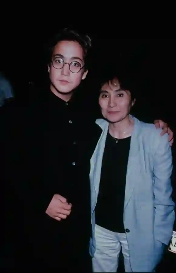 UNITED  STATES  -  Sean  Lennon  and  mother  Yoko  Ono,  circa  1995.DMI/The  LIFE  Picture  Coll