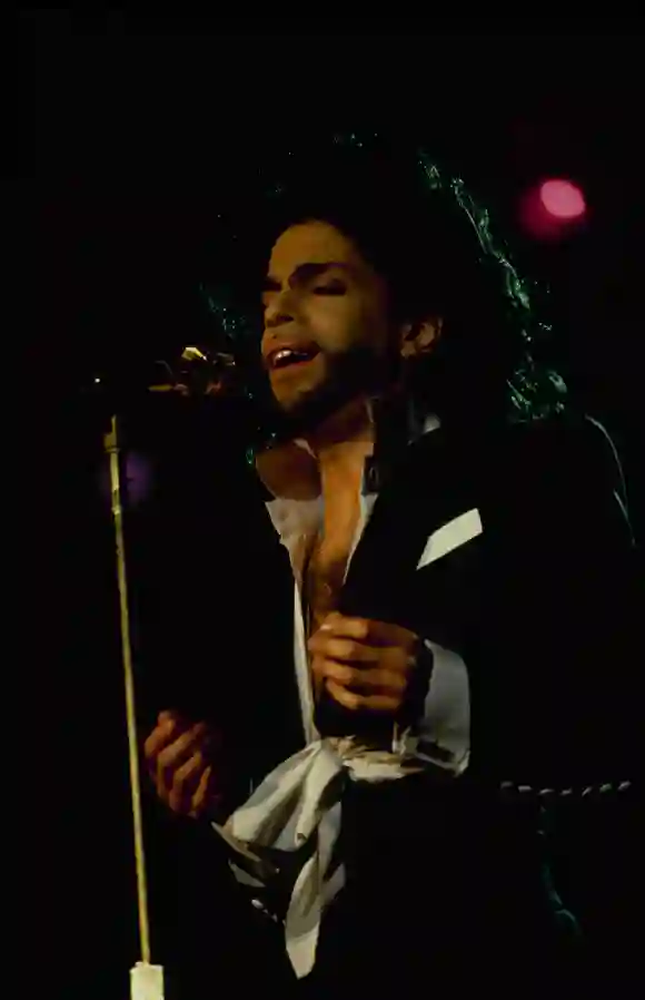 UNITED  STATES  -    American  singer  and  musician  Prince  in  concert,  circa  1995.DMI/The  L