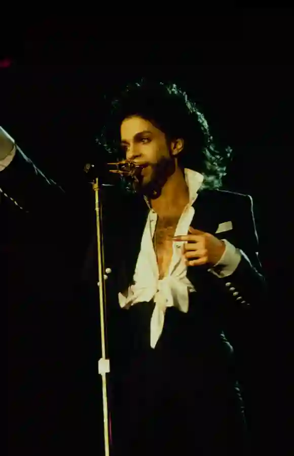 UNITED  STATES  -    American  singer  and  musician  Prince  in  concert,  circa  1995.DMI/The  L