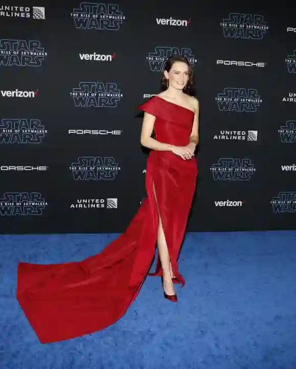 Daisy  Ridley  at  the  World  premiere  of  Disney's  'Star  Wars:  The  Rise  Of  Skywalker'  held