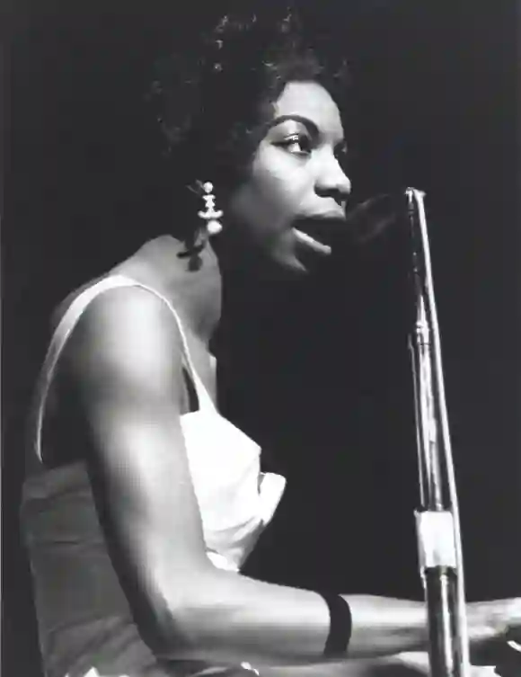 NINA SIMONE JAZZ AND BLUES LEGEND NINA SIMONE. DIED 21ST APRIL 2003 AT HER HOME IN CARRY-LE-ROUET, FRANCE. PHOTO BY /-UH