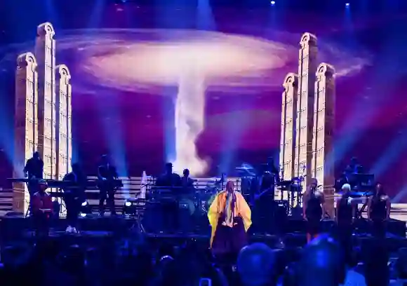 Lauryn Hill performs during the 24th annual BET Awards live telecast at the Peacock Theater in Los Angeles on Sunday, Ju