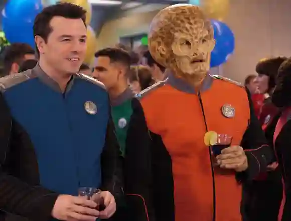 The Orville (Season 2) - filmstill Seth MacFarlane and guest star Mike Henry The Orville (2017-, Season 2, Episode 8, Id