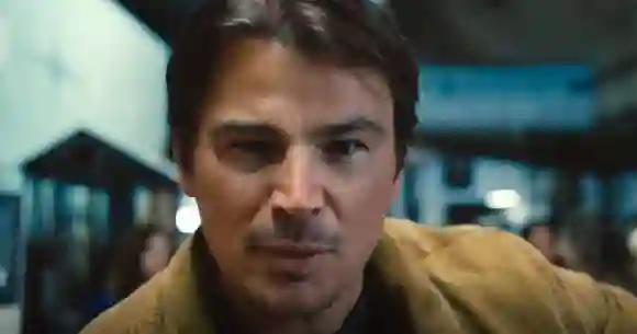 Trap USA. Josh Hartnett in the film Trap ( Warner Bros) an American psychological thriller film written, directed, and p