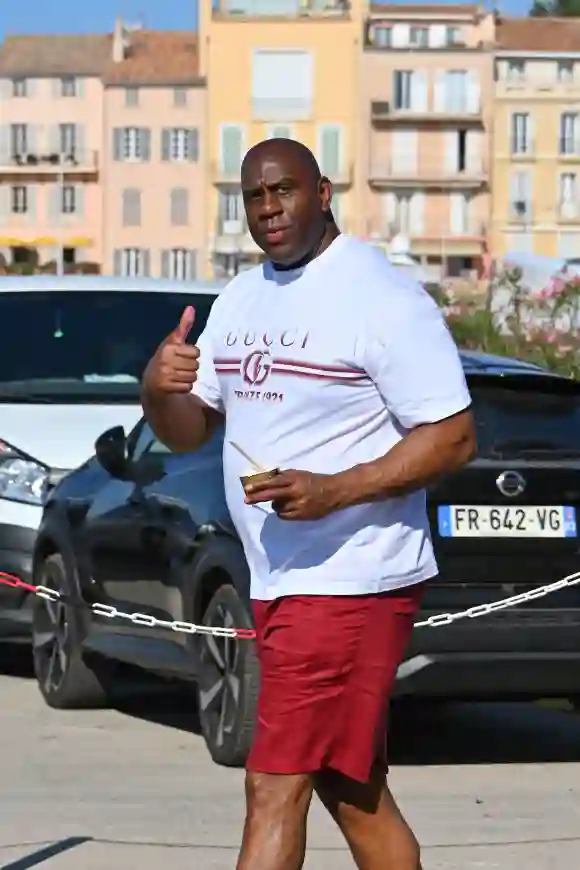 Magic Johnson und Samuel L. Jackson in St. Tropez  Magic Johnson et Samuel Lee Jackson passent leurs vacances Ã Saint-Tr