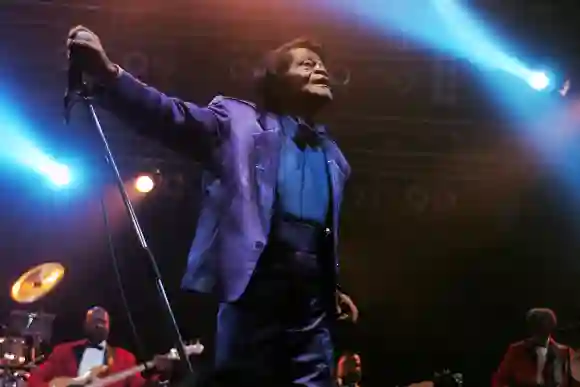 Le chanteur James Brown est mort