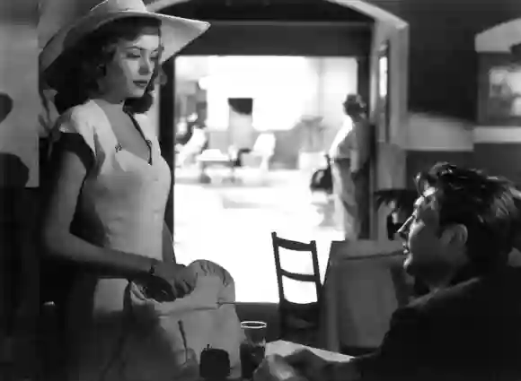 Jane Greer, Robert Mitchum in 'Out of the Past'