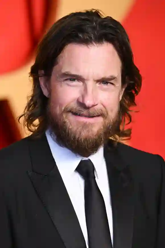 Vanity Fair Oscar Party - Los Angeles Jason Bateman arriving at the Vanity Fair Oscar Party, Wallis Annenberg Center for