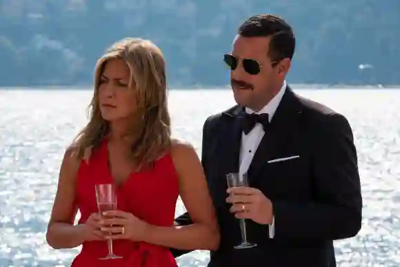 Jennifer Aniston and Adam Sandler in 'Murder Mystery'