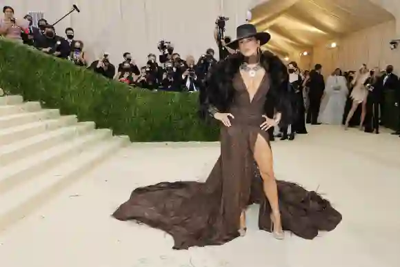 Jennifer Lopez attends The 2021 Met Gala Celebrating In America: A Lexicon Of Fashion, September 13, 2021.