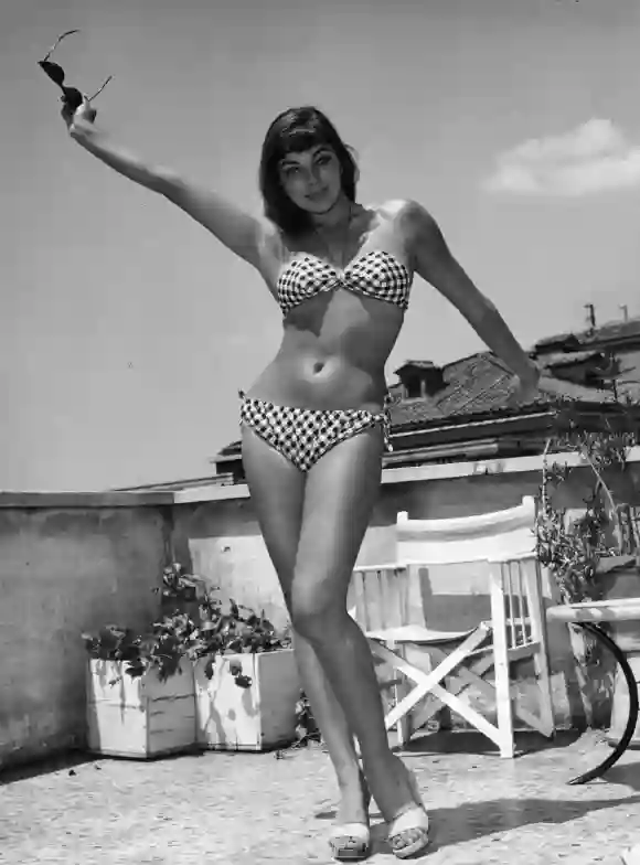 1958: Joan Collins, the English starlet, at the age of twenty, whilst filming in Rome for 'In the Land of the Pharaohs', directed by Howard Hawks.
