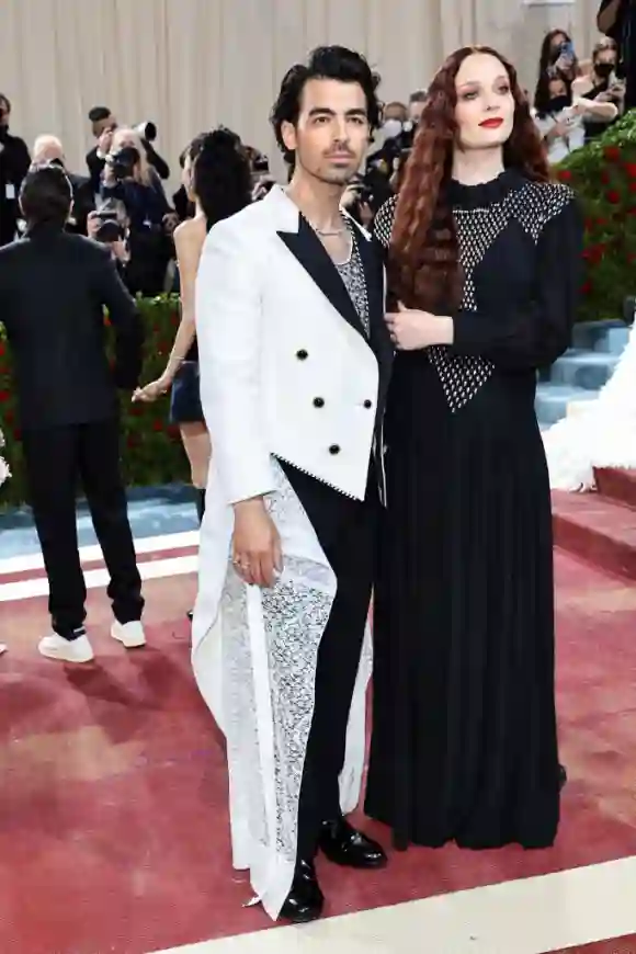Joe Jonas y Sophie Turner en la Met Gala 2022