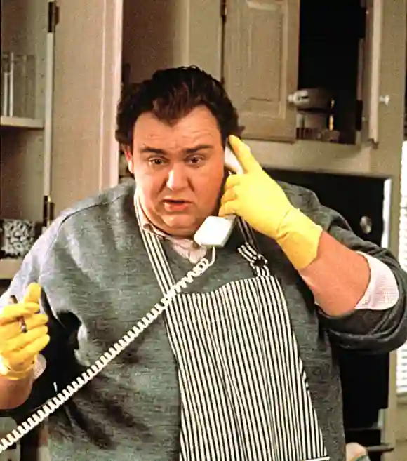 UNCLE BUCK, John Candy, 1989 Universal/Courtesy Everett Collection !ACHTUNG AUFNAHMEDATUM GESCHÄTZT ! PUBLICATIONxINxGERx