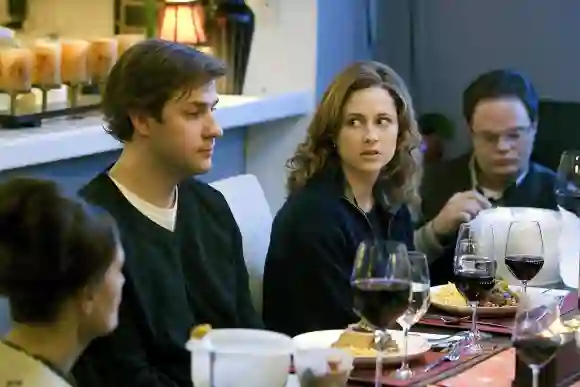 John Krasinski, Jenna Fischer, et Rainn Wilson dans "The Office" "The Dinner Party", (Saison 4, Épisode 4013, diffusé le 10 avril 2008).