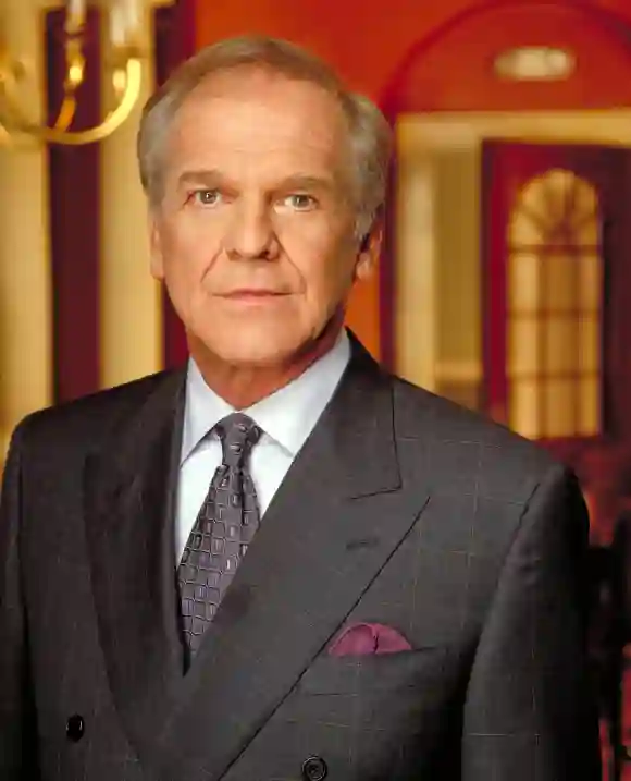 John Spencer played "Leo McGarry" in 'The West Wing'.