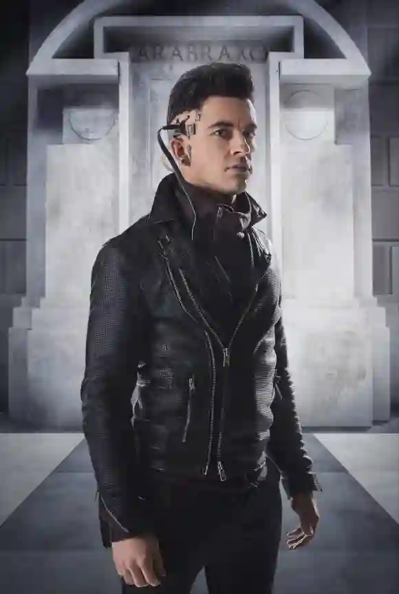 Jonathan Bailey in 'Doctor Who'