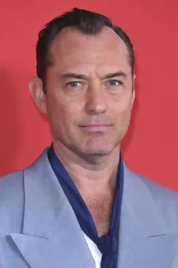 Jude Law bei der Verleihung der GQ Men of the Year Awards 2024 in den Kensington Roof Gardens. London, 19.11.2024 *** Ju