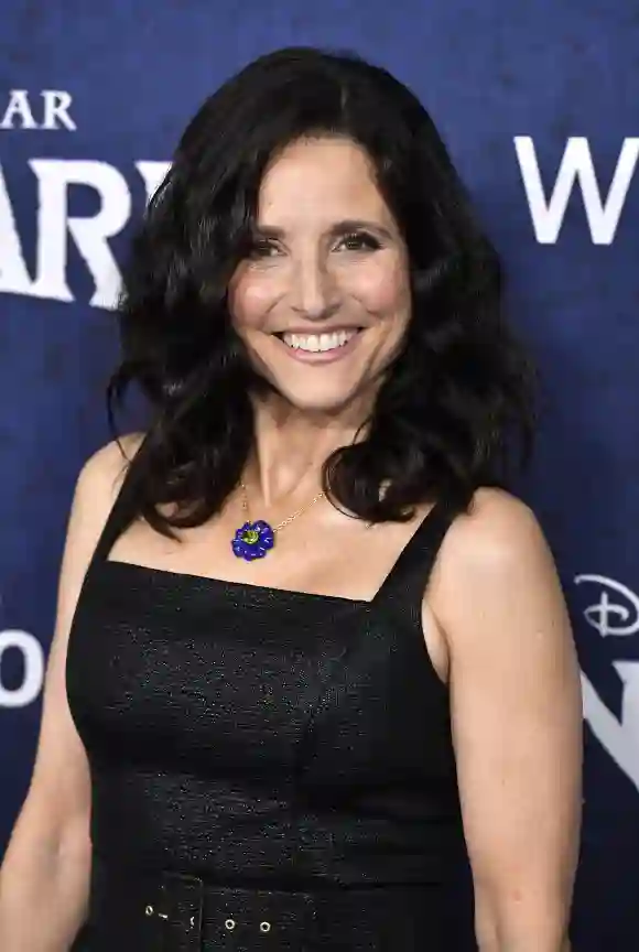 Julia Louis-Dreyfus Reacts To Viral Video Of Donald Trump Dancing