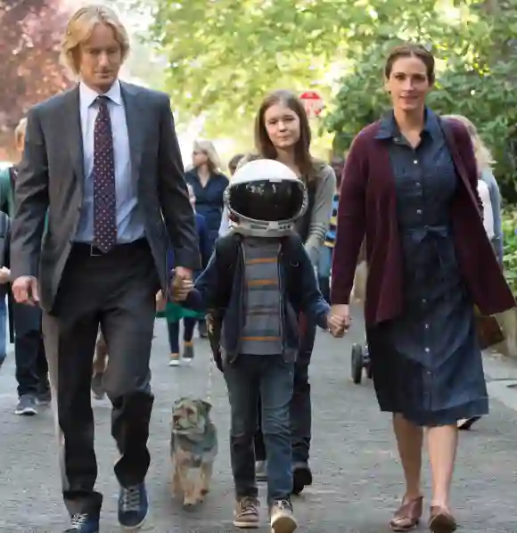 Owen Wilson, Jacob Tremblay and Julia Roberts in 'Wonder'