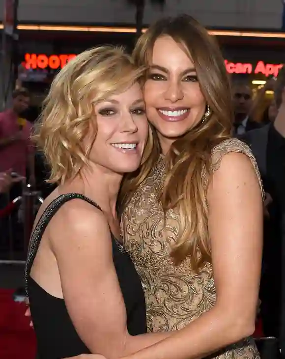 Julie Bowen and Sofía Vergara