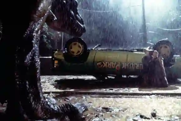 Sam Neill et Ariana Richards dans Jurassic Park