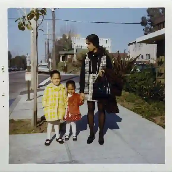 Kamala Harris and Maya Harris with their mother Shyamala