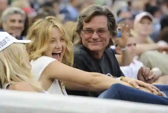 Kate Hudson and Kurt Russell.