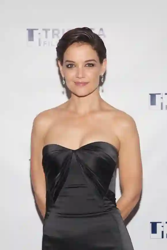 katie holmes 2017 new york wag the dog
