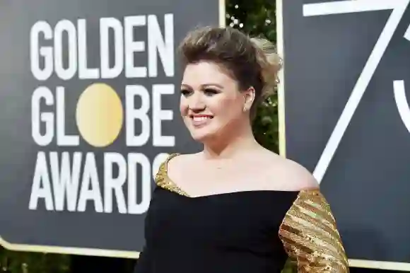 Kelly Clarkson Golden Globes 2018