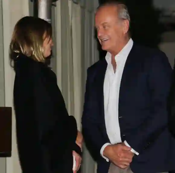 Les SAG Party Chateau Jesse Williams Kelsey Grammer Jason Segal Natasha Leonne Rosamund Pike L'acteur de l'émission de valet de chambre pose avec