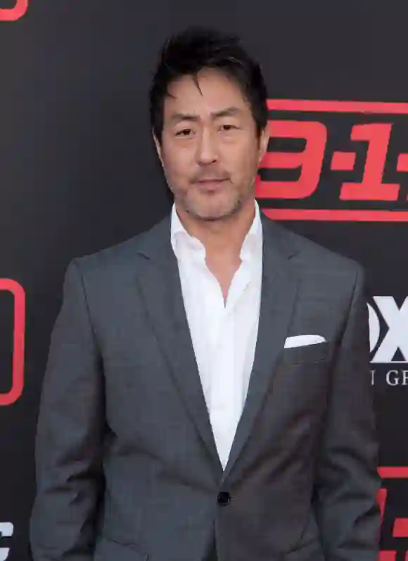 kenneth choi 911 emergency call la howie han chimney