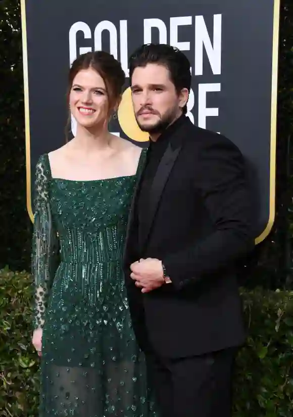 Kit Harington y Rose Leslie en los Globos de Oro de 2020