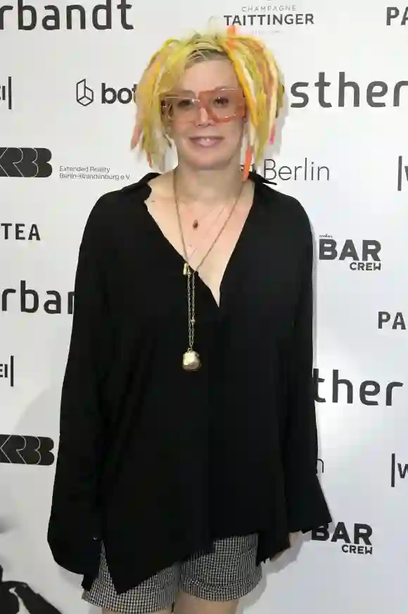 Lana Wachowski bei der Esther Perbandt x AchtBerlin Concrete Jungle Fashion Show auf der Berlin Fashion Week Spring/Summ