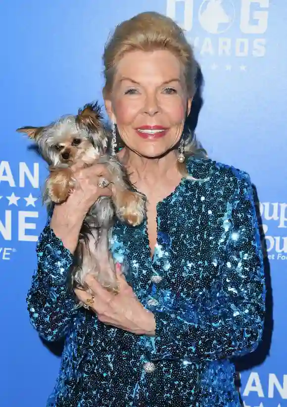 Lois Pope asiste a American Humane's 2018 American Humane Hero Dog Awards en el Beverly Hilton Hotel el 29 de septiembre de 2018 en Beverly Hills, California.