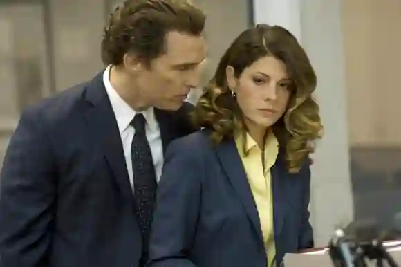 Matthew McConaughey and Marisa Tomei in 'The Lincoln Lawyer'.