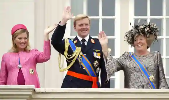 La Reina Beatriz y los Príncipes Willem-Alexander y Máxima Zorreguieta