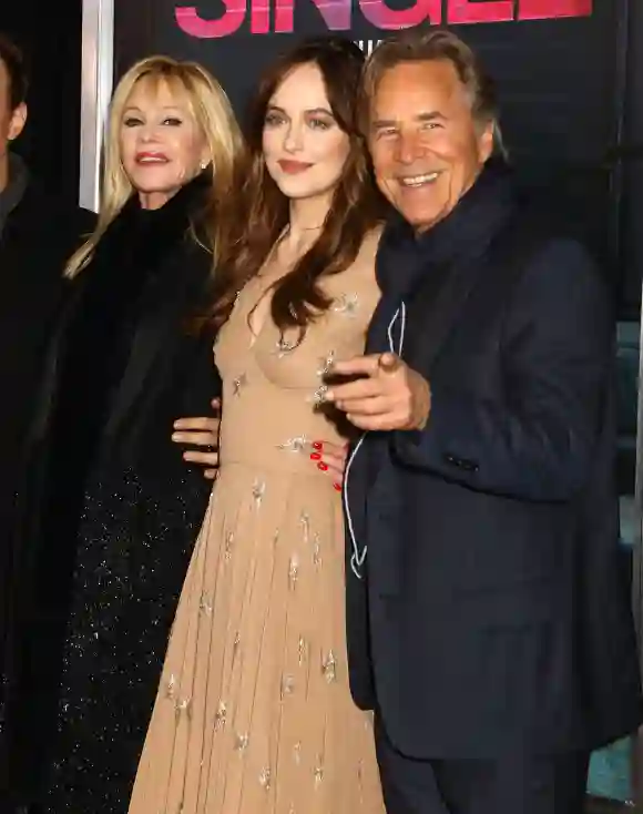 melanie griffith, don johnson and dakota Johnson