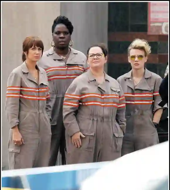 Melissa McCarthy and the cast of 'Ghostbusters'