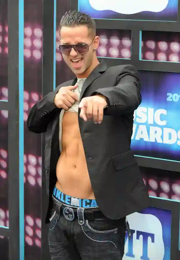Mike "The Situation" Sorrentino at the 2010 CMT Music Awards.