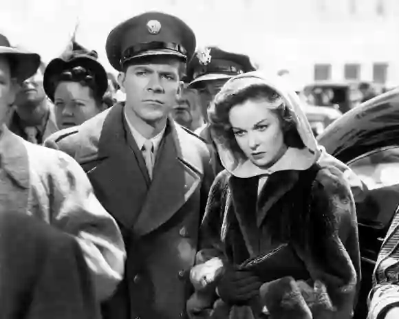 Susan Hayward as "Eloise Winters" and Dana Andrews as "Walt Dreiser" in 'My Foolish Heart' (1949)
