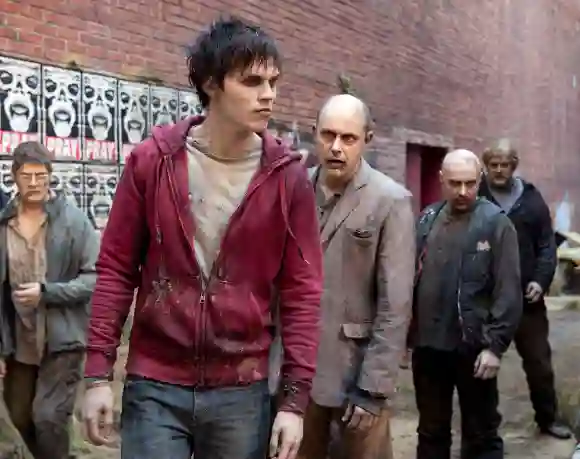 Nicholas Hoult and Rob Corddry in 'Warm Bodies'.