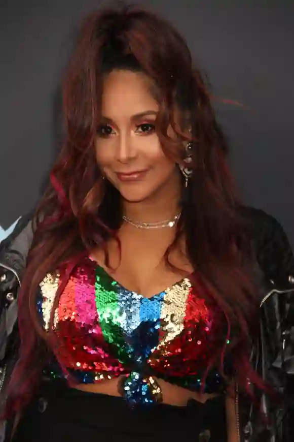 Nicole "Snookie" Polizzi at the 2019 MTV VMAs.