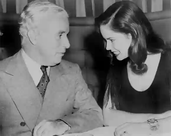 Charlie Chaplin and Oona O'Neill 1944