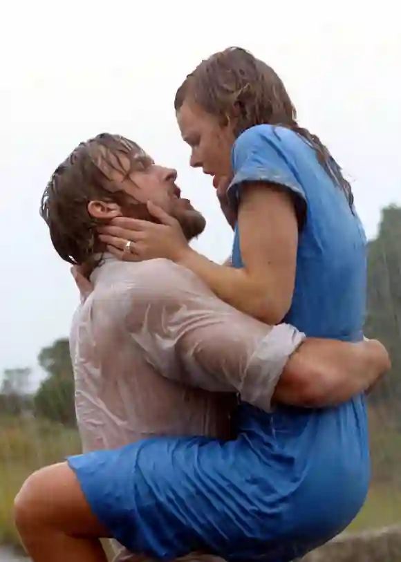 Ryan Gosling y Rachel McAdams en una escena de la película 'The Notebook'