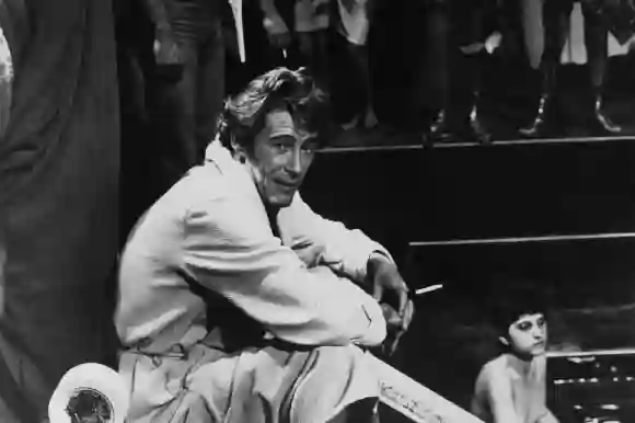 CALIGULA, Peter O Toole sur le plateau, 1979, © Penthouse Films International/courtesy Everett Collection Courtesy Everett Coll