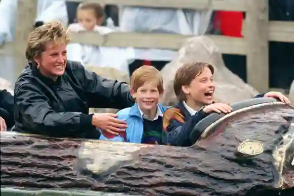 Le prince William et le prince Harry annoncent que la statue de la princesse Diana sera inaugurée en ce jour mémorable
