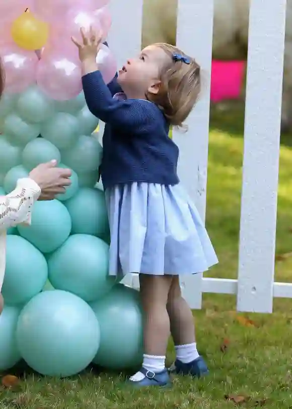 La princesse Charlotte de Cambridge lors d'une fête pour les enfants des familles de militaires pendant la tournée royale au Canada, le 29 septembre 2016 à Victoria, Canada.