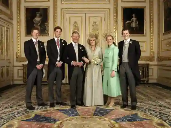 Foto oficial de la boda del Príncipe Carlos y Camilla Parker-Bowles