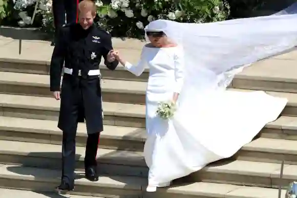 Prince Harry Duchess Meghan wedding dress