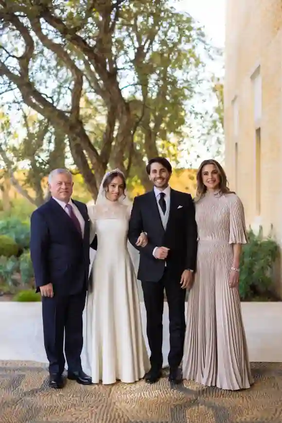 El rey Abdullah, la princesa Iman, Jameel Alexander Thermiotis y la reina Rania